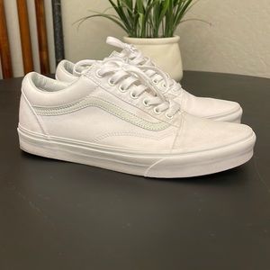 White old skool canvas vans